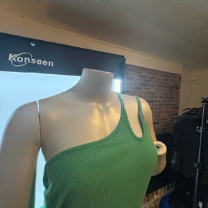 NWT. Rue21. Green One-Shoulder Ribbed Top